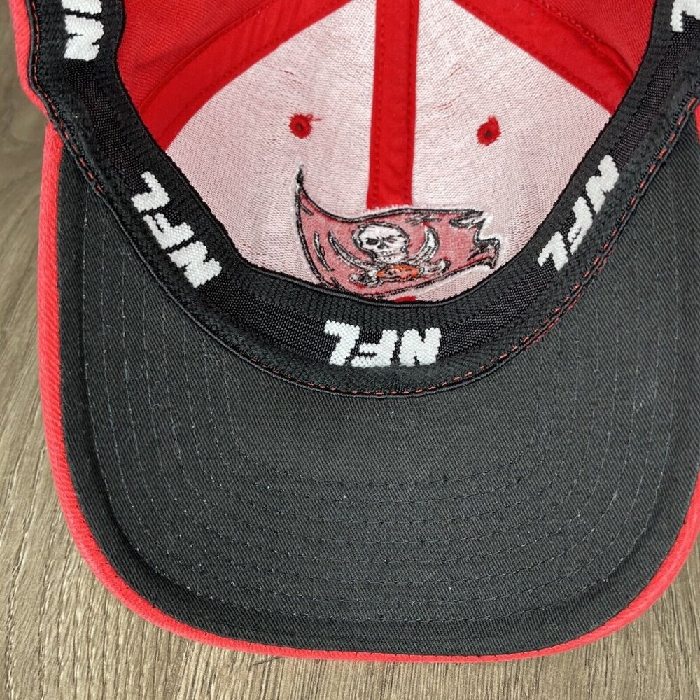 Tampa Bay Buccaneers NFL 6-panel One Fit Flex Ball Cap By Reebok Hat - Picture 13 of 13